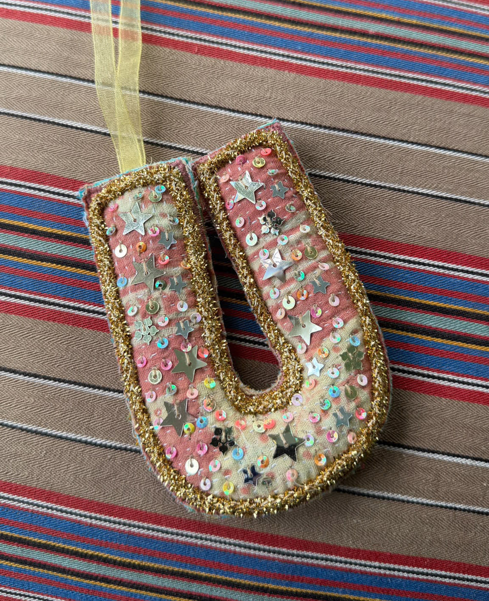 Alphabet Ornament - U