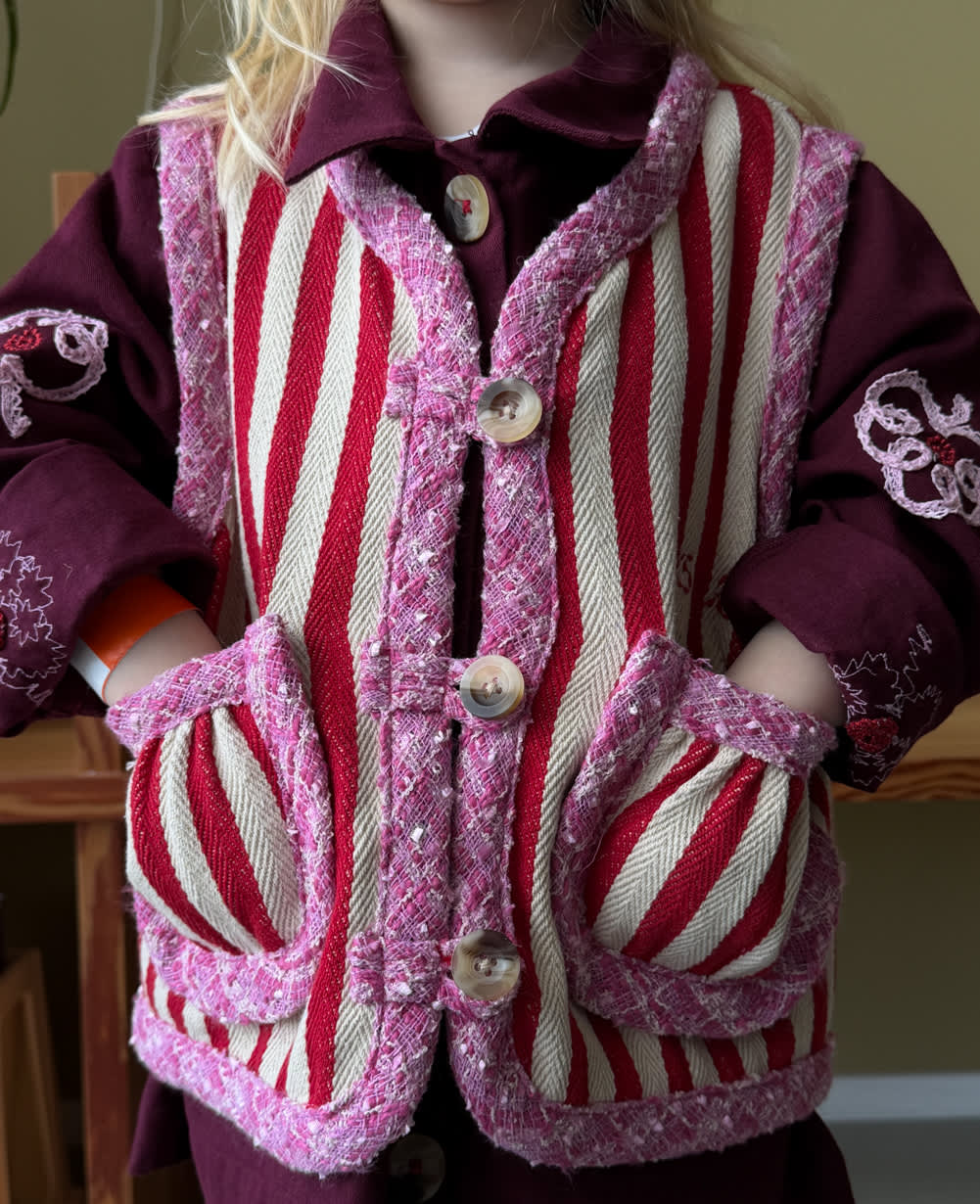 Como MINI Vest - Red Stripes