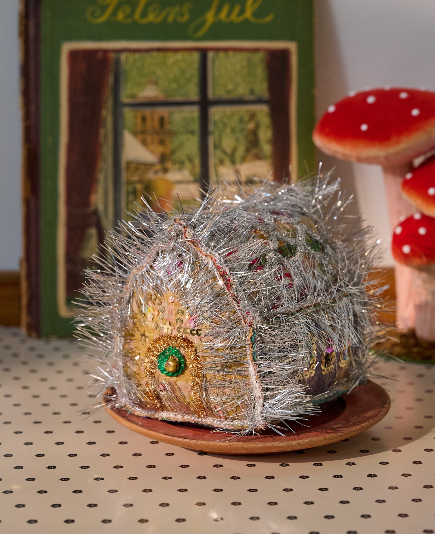 Gingerbread House - MEDIUM - No. 145