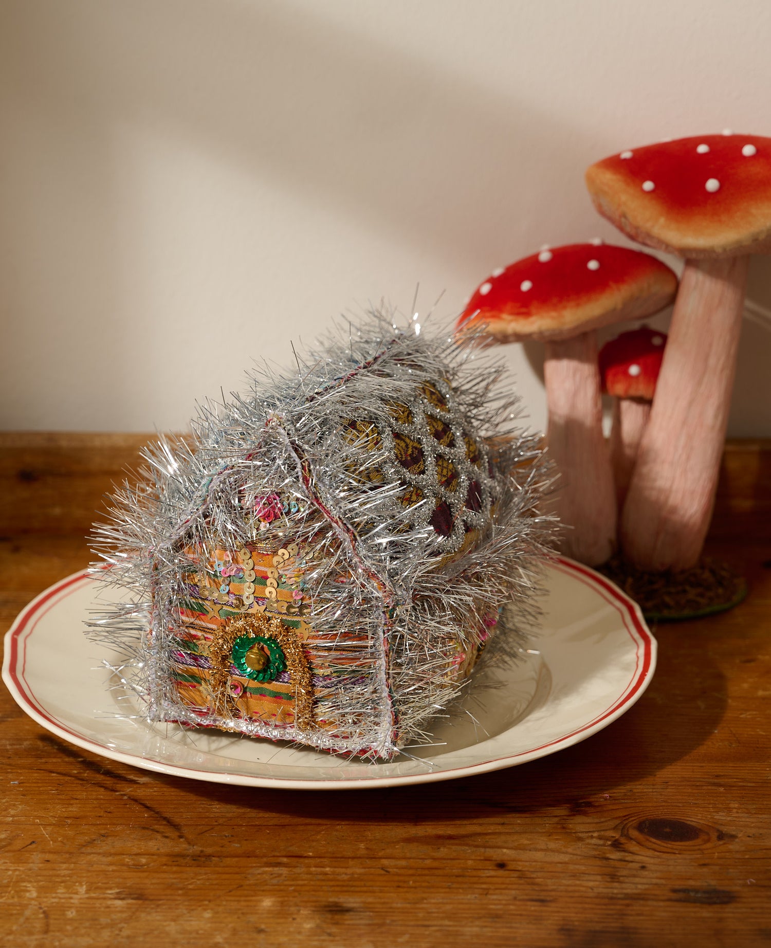 Gingerbread House - MEDIUM - No. 317