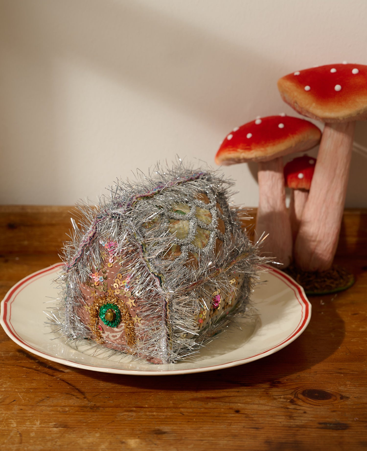 Gingerbread House - MEDIUM - No. 329