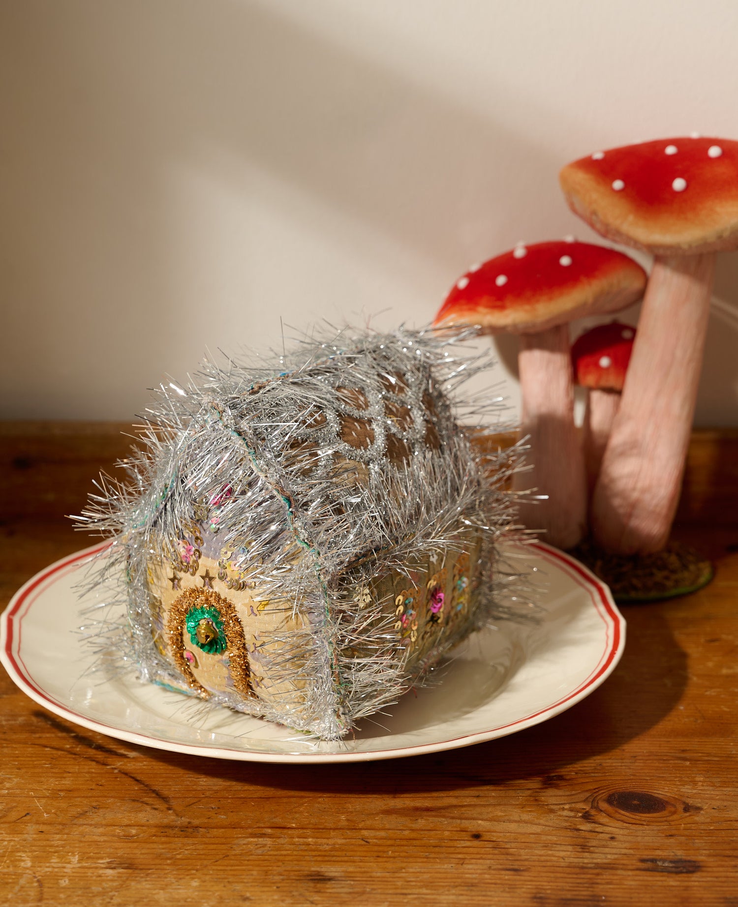 Gingerbread House - MEDIUM - No. 372