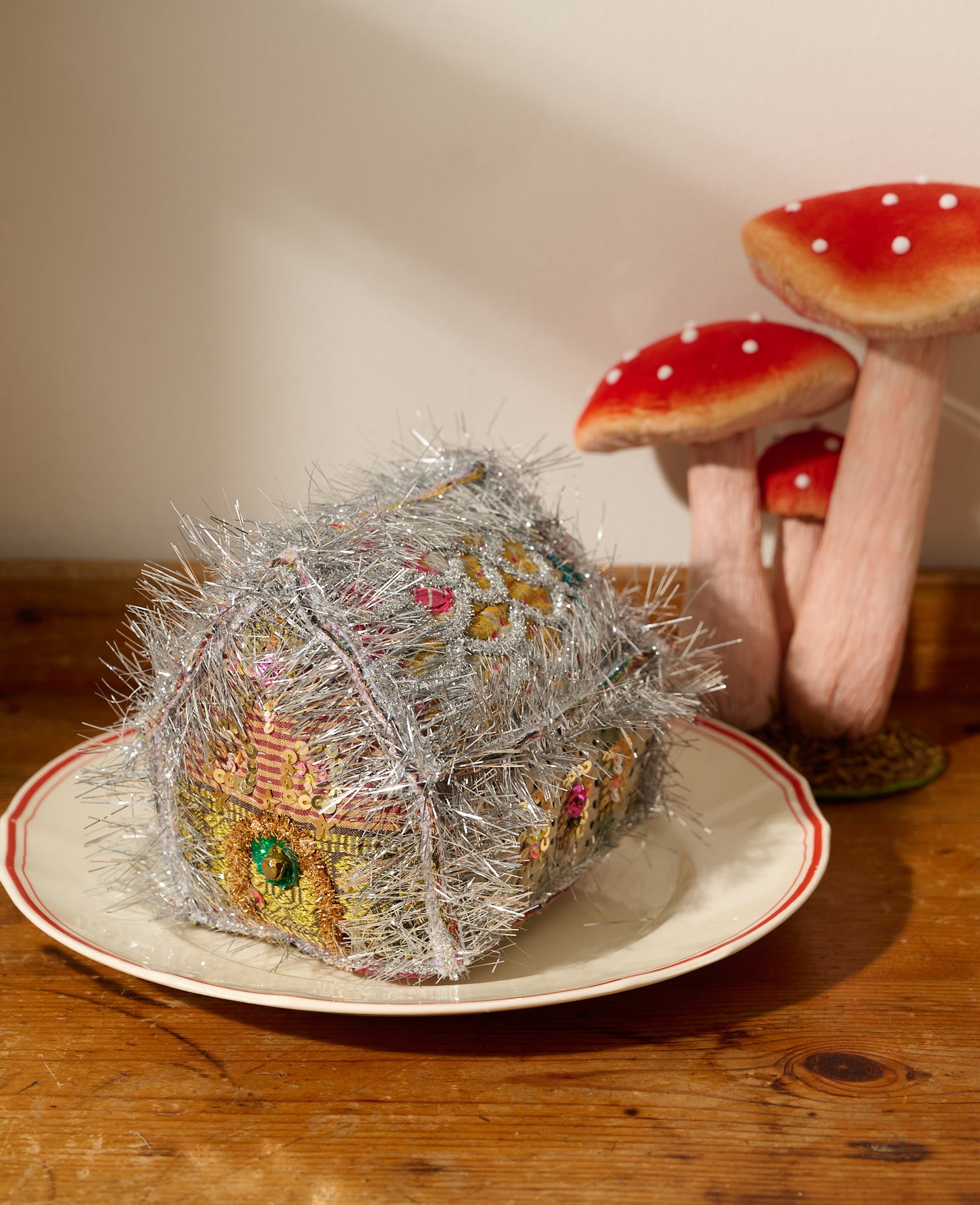 Gingerbread House - MEDIUM - No. 394