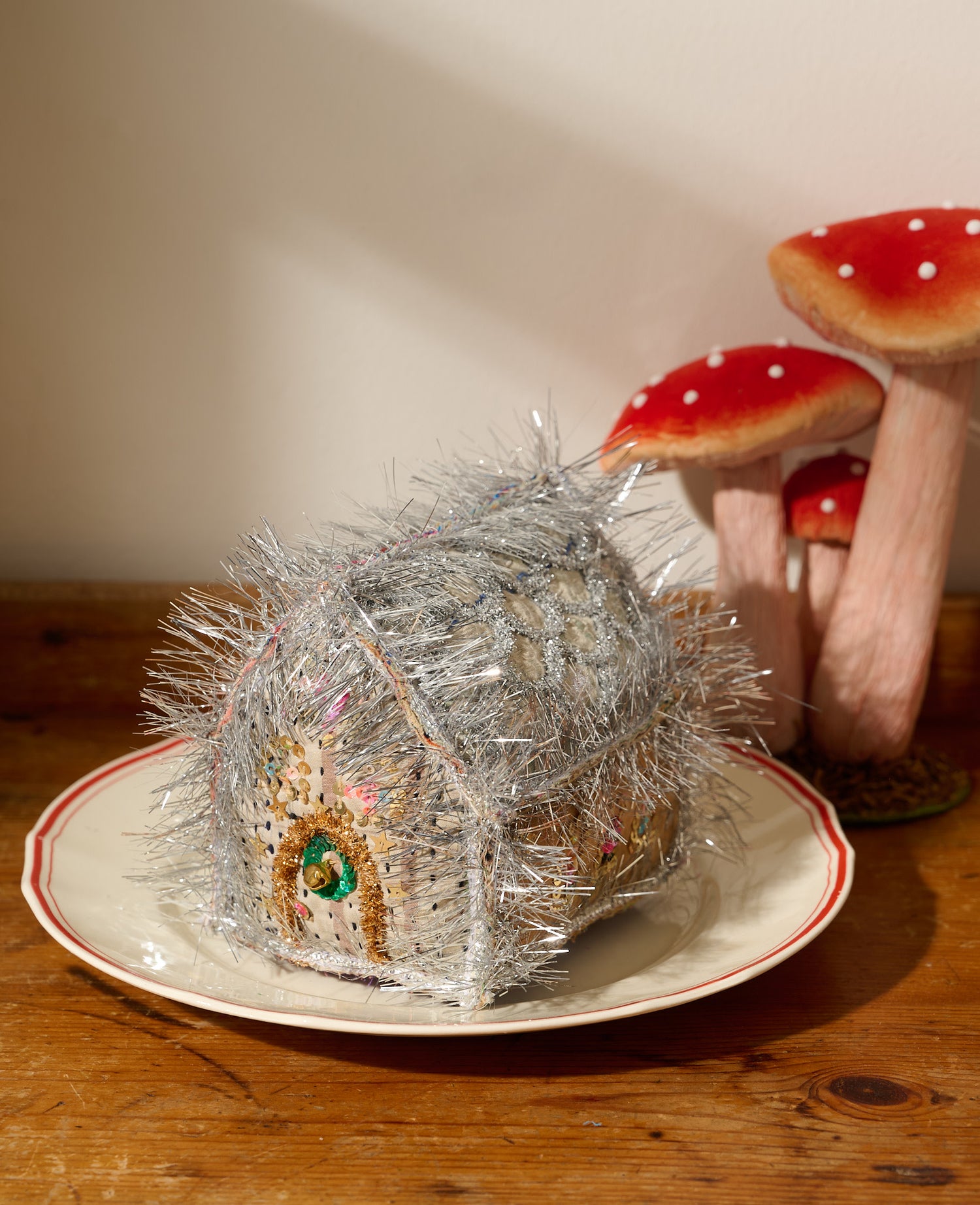 Gingerbread House - MEDIUM - No. 452