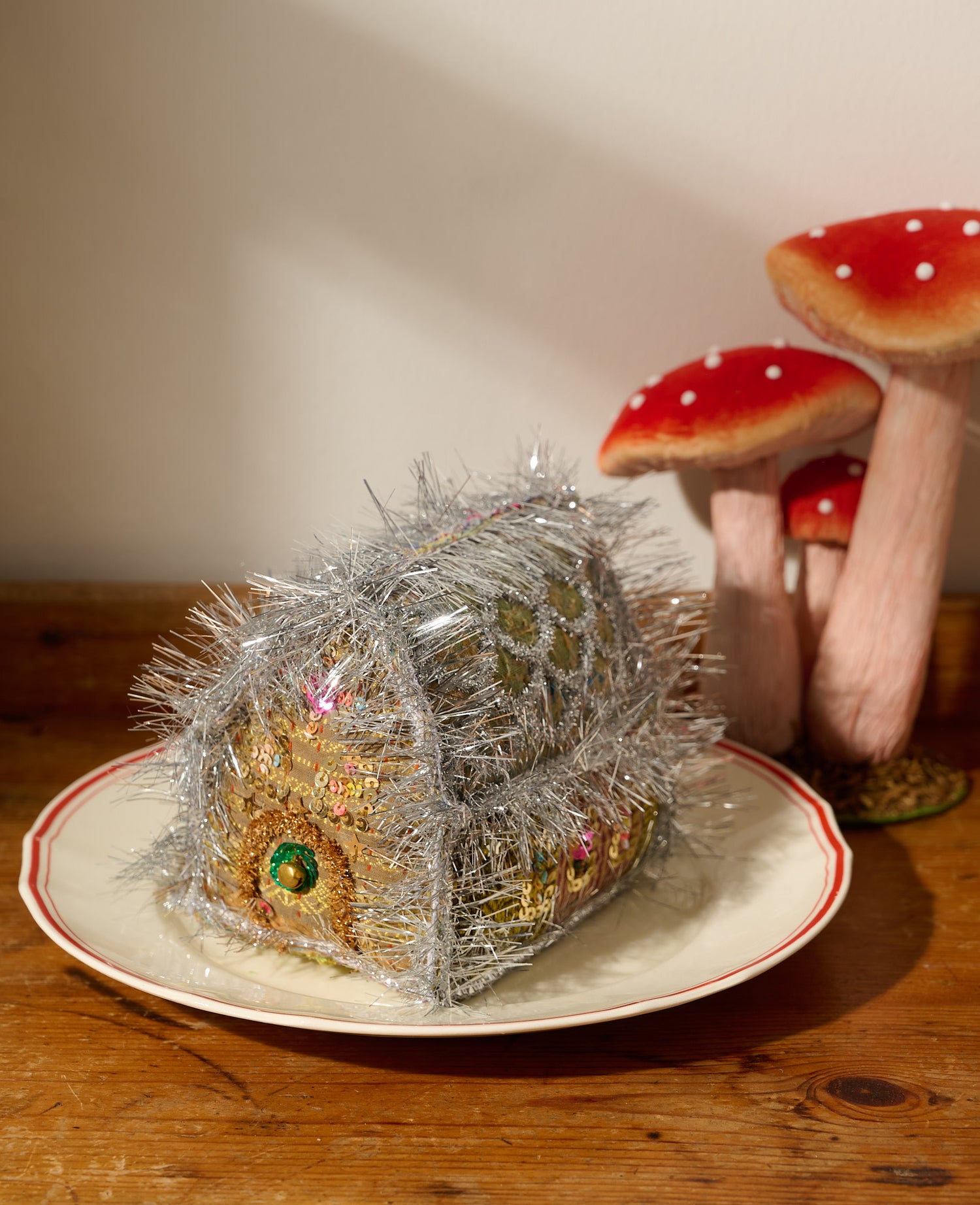 Gingerbread House - MEDIUM - No. 483