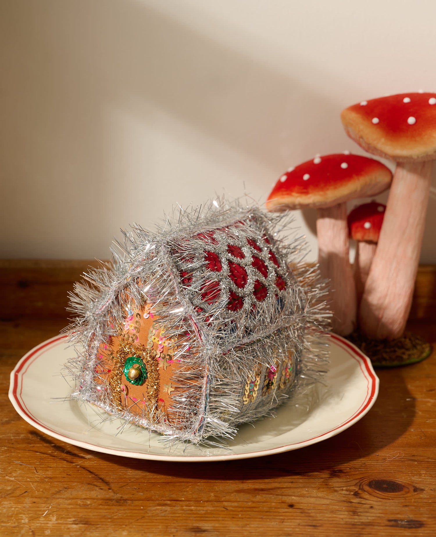 Gingerbread House - MEDIUM - No. 539