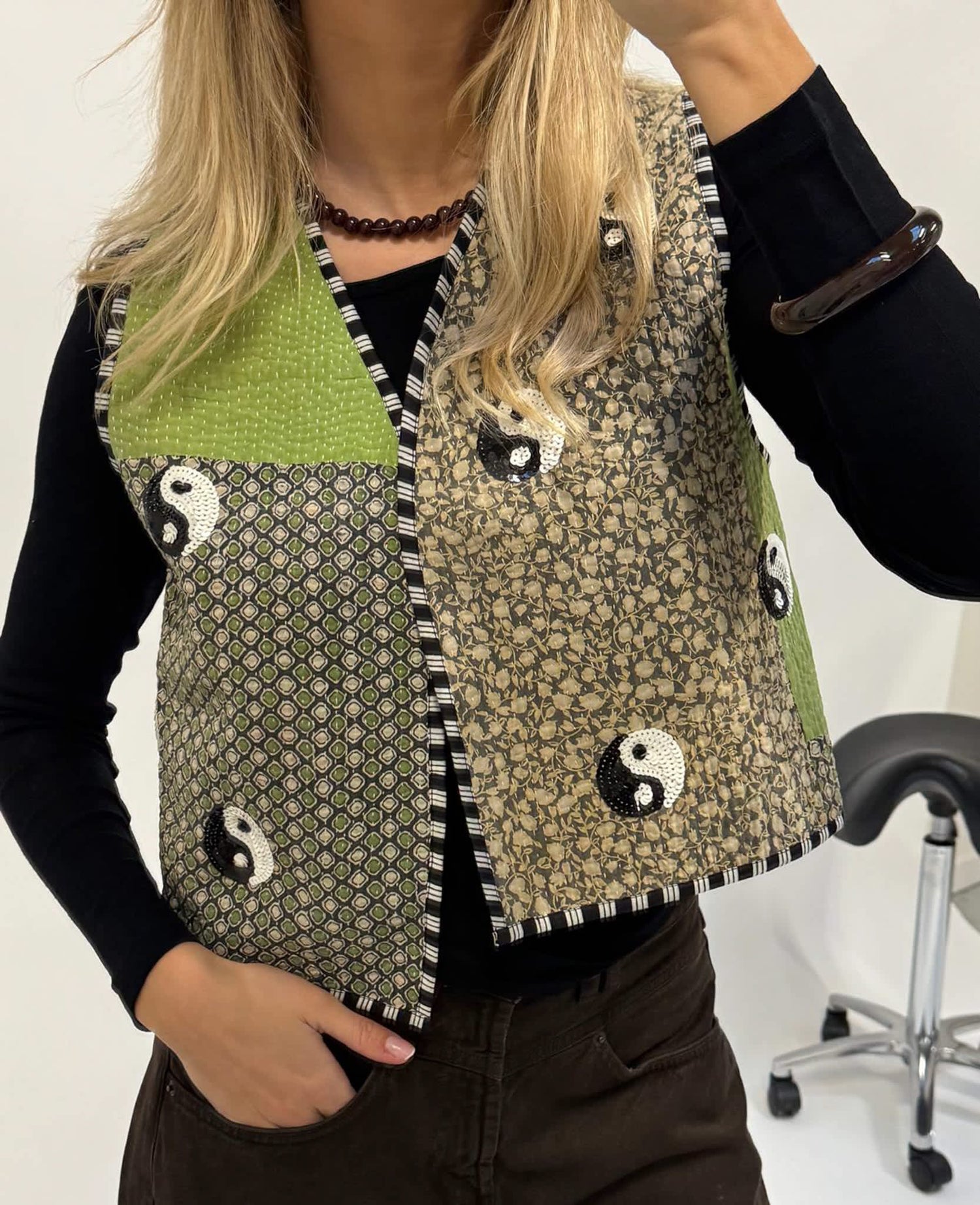 Gro Sequins Vest - Yin & Yang No. 125