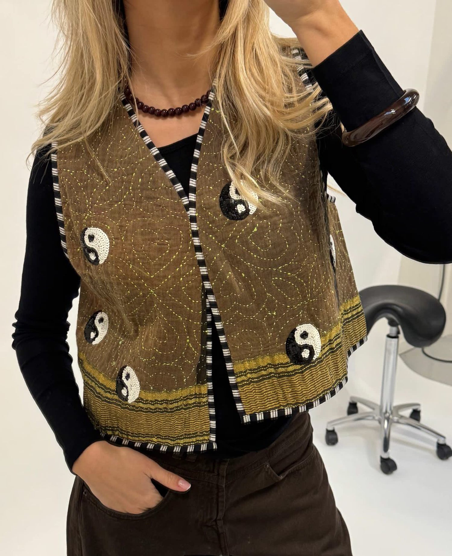 Gro Sequins Vest - Yin & Yang No. 30