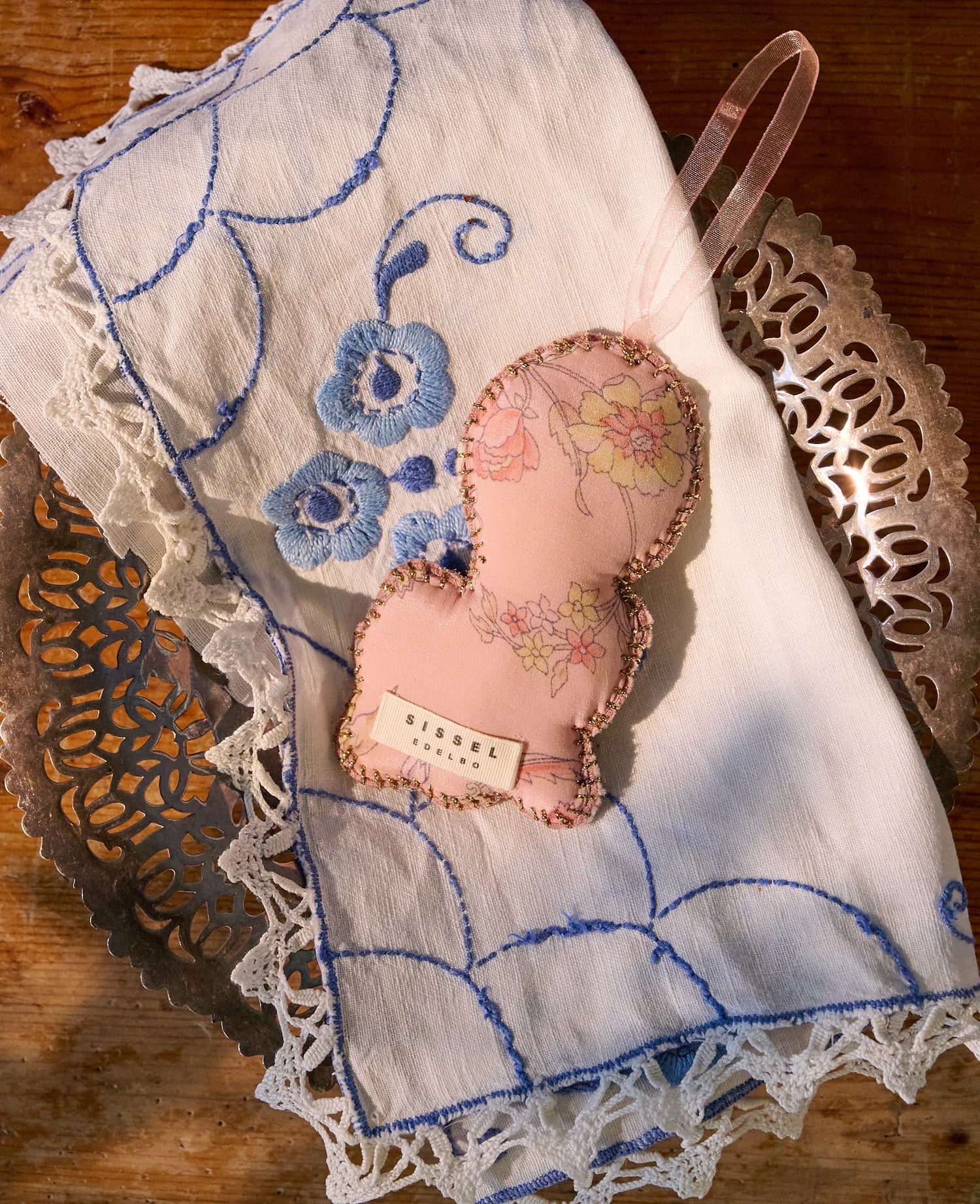 Candle SILK Ornament - No. 7