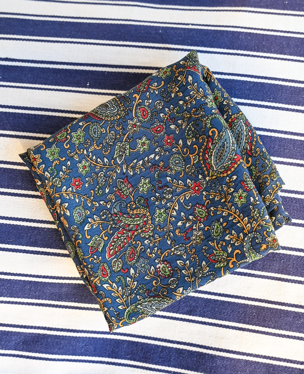 Vinita SILK Scarf - No. 396