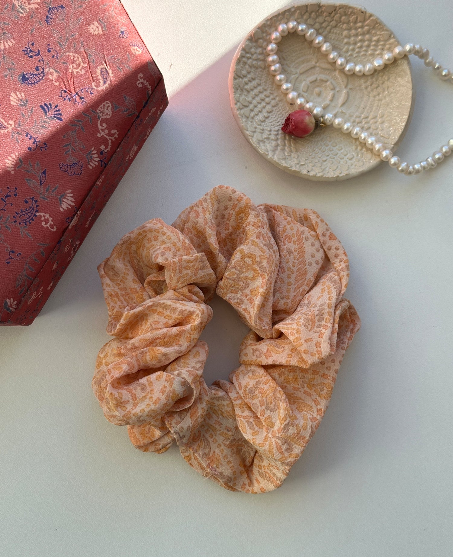 Meadow SILK Scrunchie - No. 18