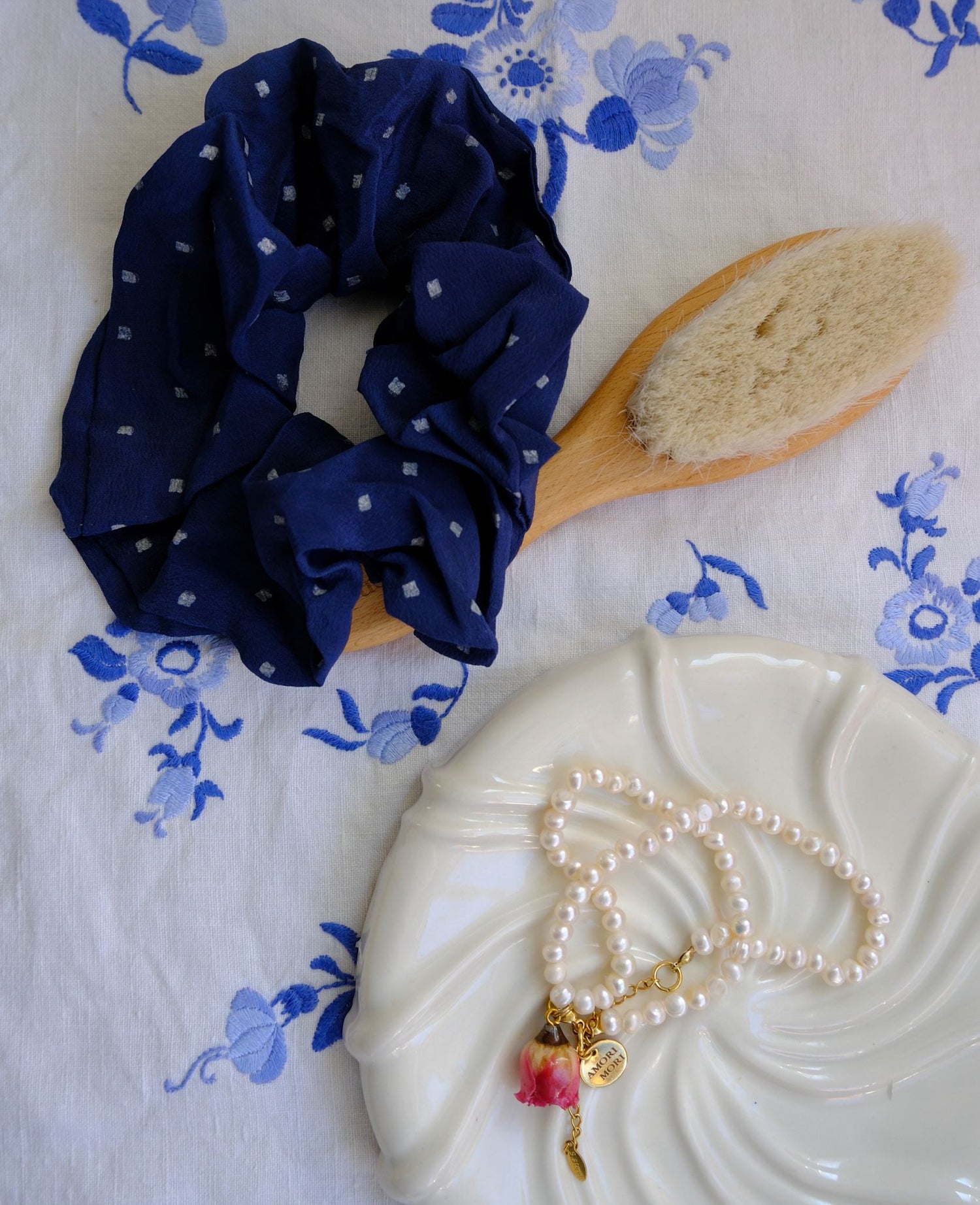 Meadow SILK Scrunchie - No. 19