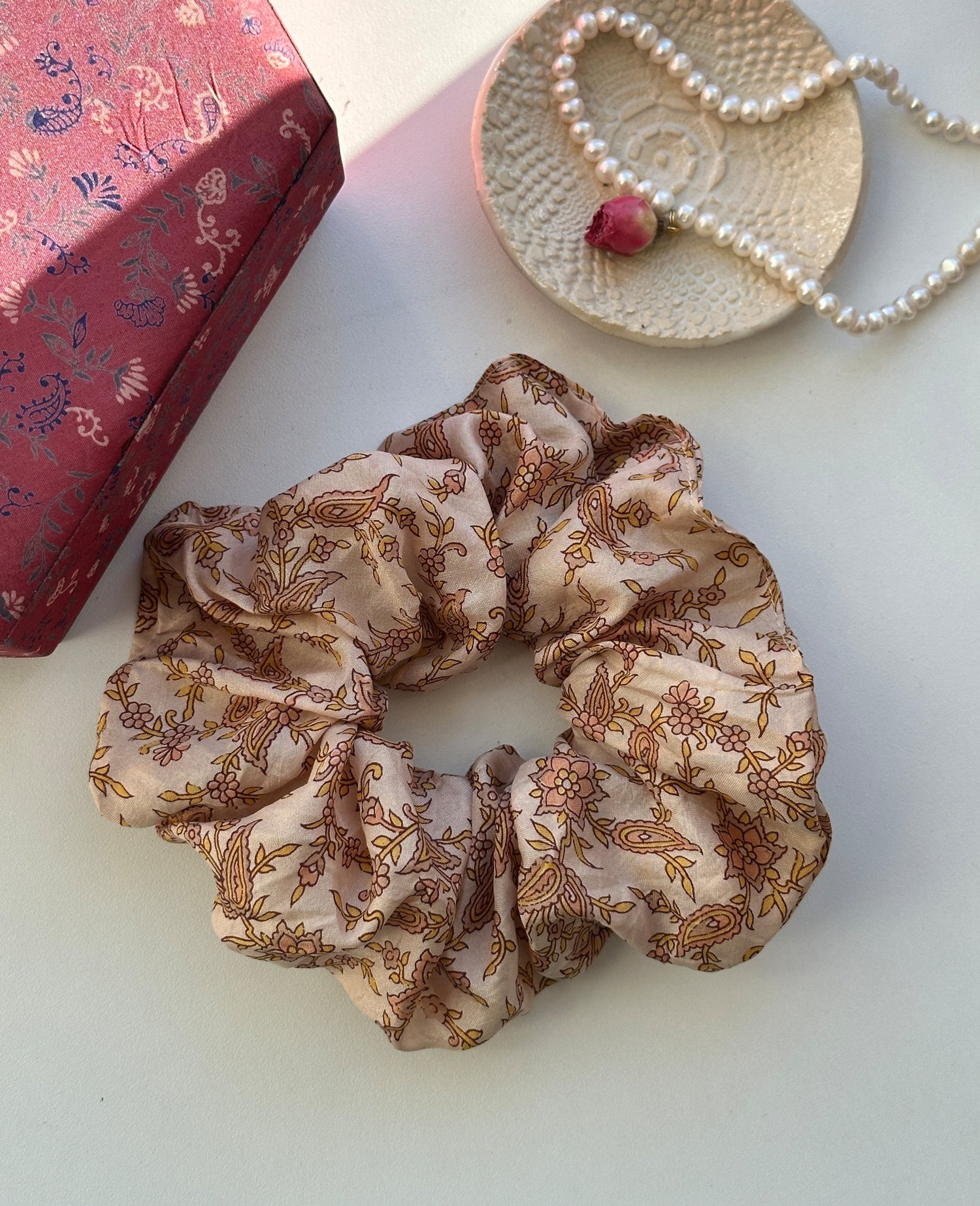 Meadow SILK Scrunchie - No. 35