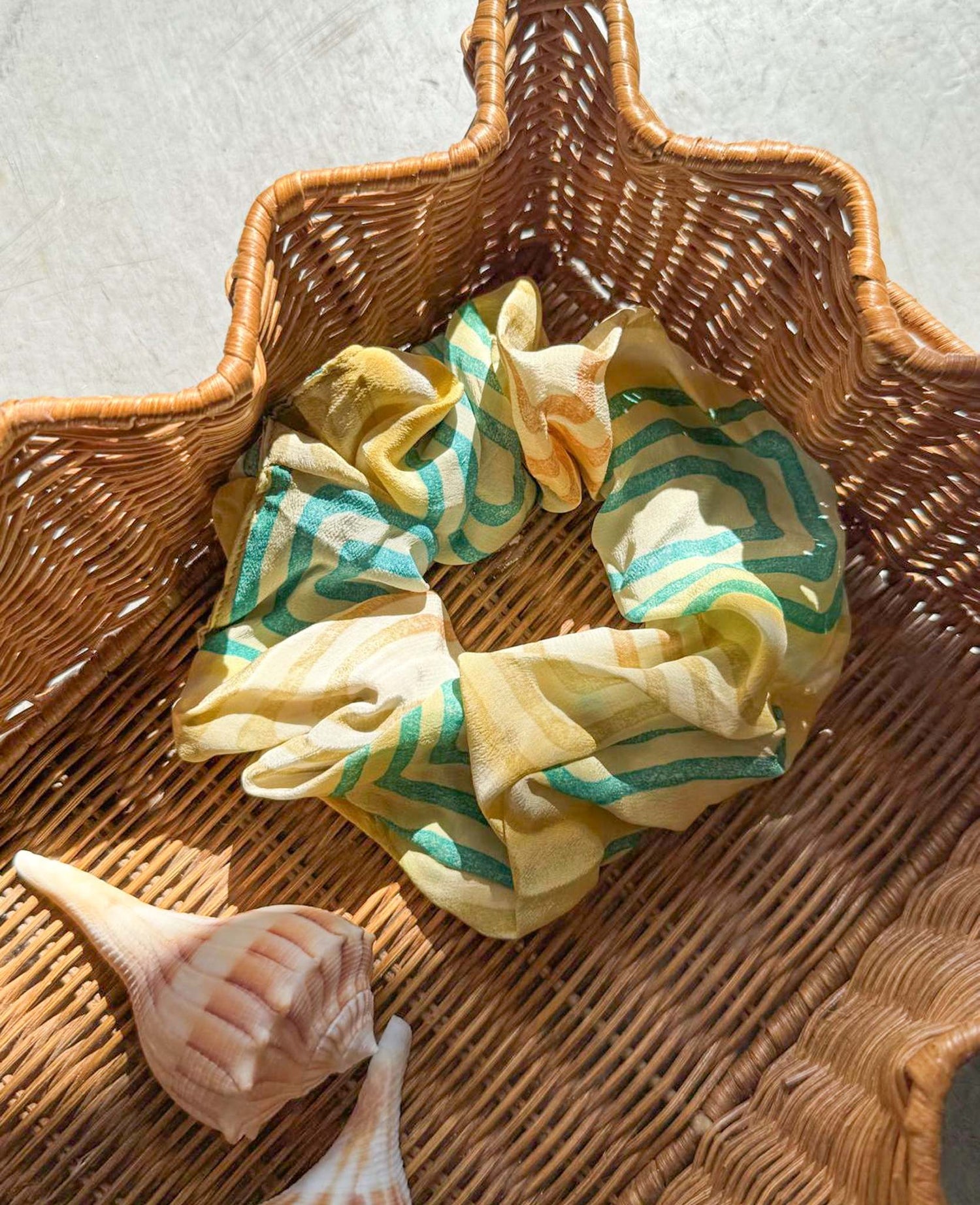 Meadow SILK Scrunchie - No. 71