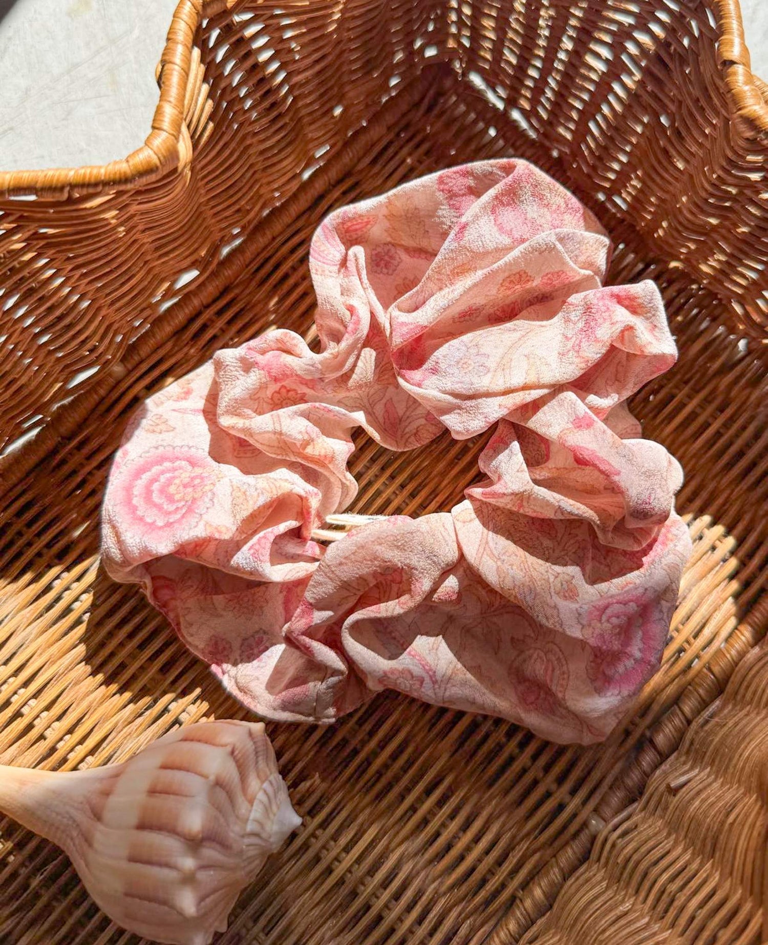 Meadow SILK Scrunchie - No. 80