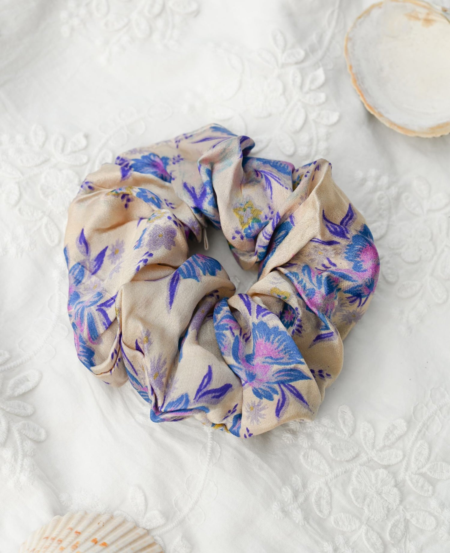 Meadow SILK Scrunchie - No. 96