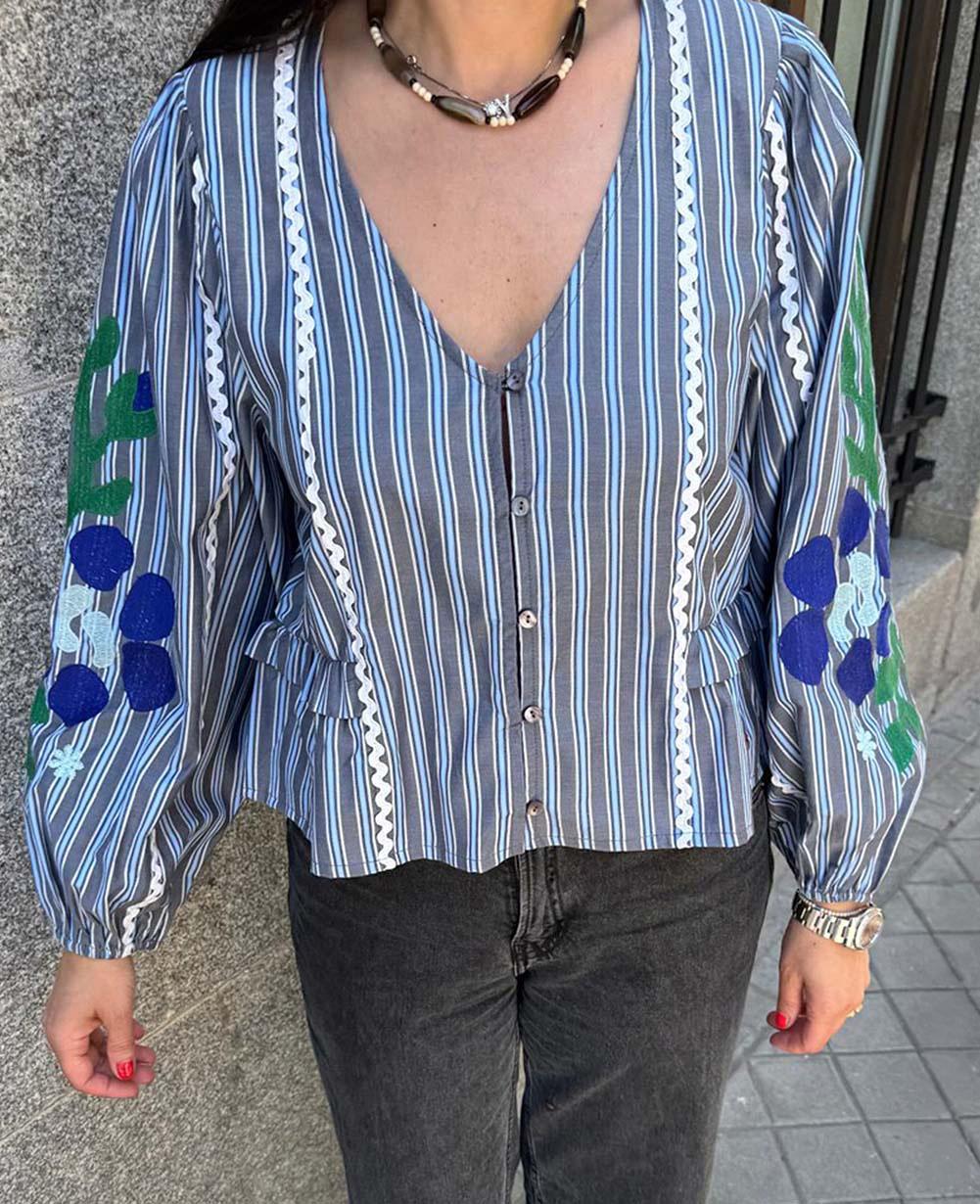 Veda Top - Grey Stripes