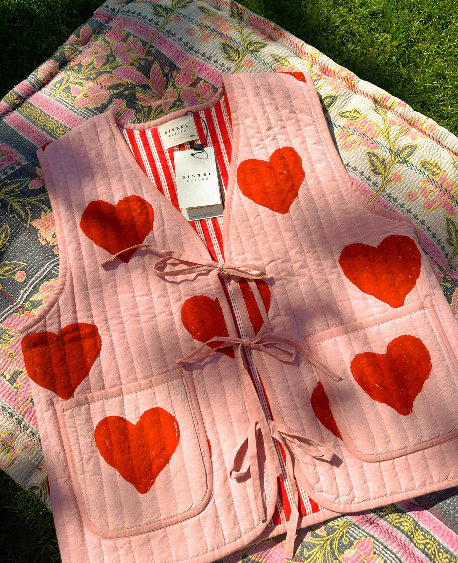 Honey Vest - Coral